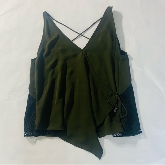 Chris Gramer Hunter Green V Neck black net panel tank top 0 - Picture 1 of 9